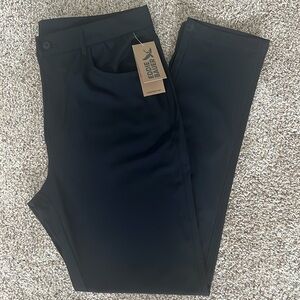 Eddie Bauer Men’s Forester 34x32 straight tapered fit performance - Black